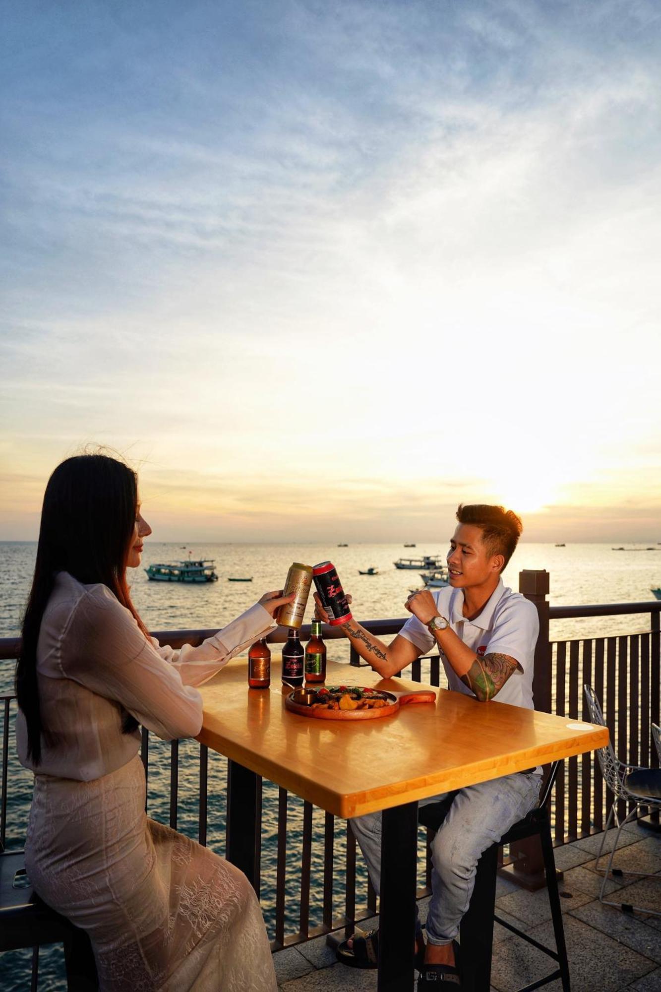 Sunset Sorrento Phu Quoc Aparthotel Buitenkant foto