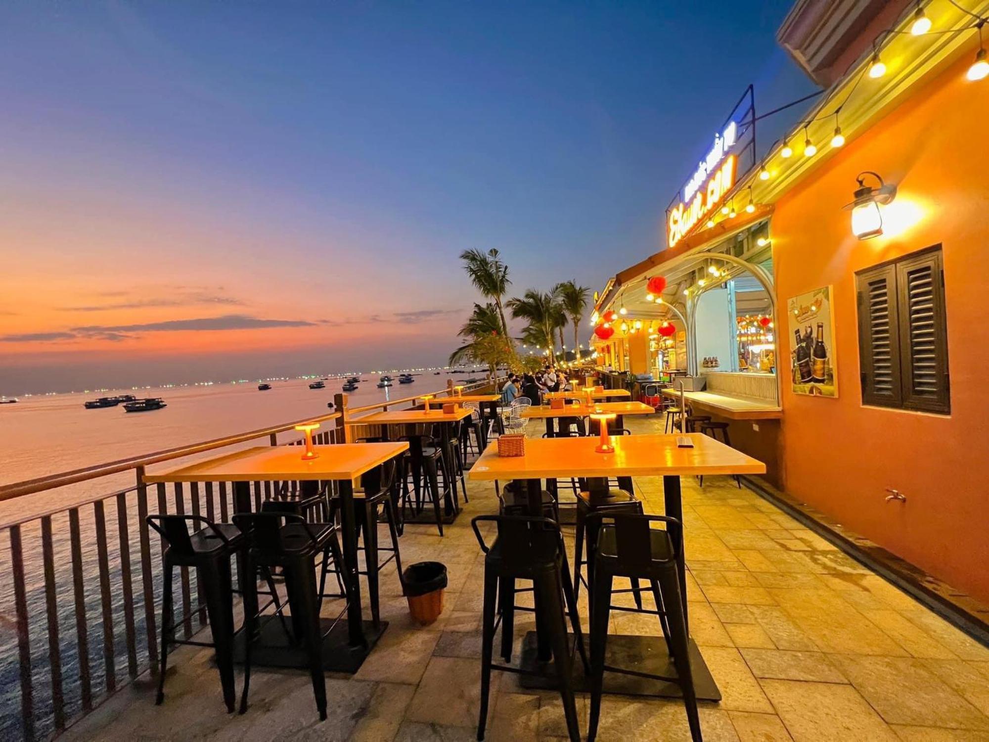 Sunset Sorrento Phu Quoc Aparthotel Buitenkant foto