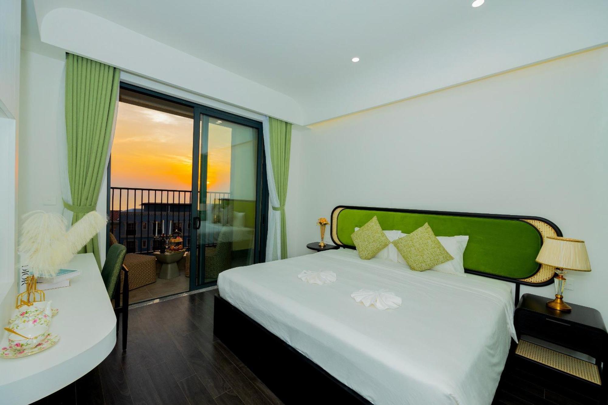 Sunset Sorrento Phu Quoc Aparthotel Buitenkant foto